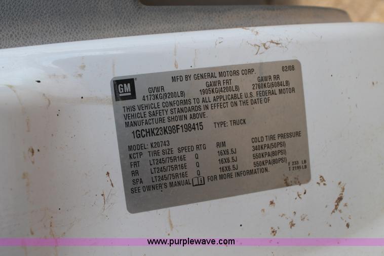 image for item J1349 2008 Chevrolet Silverado 2500HD Crew Cab flatbed pickup truck