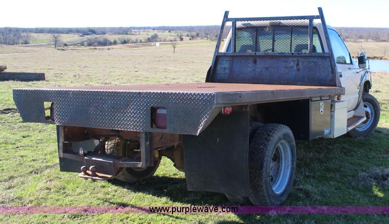 image for item J7694 1993 Chevrolet C/K 3500 flatbed pickup truck