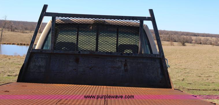 image for item J7694 1993 Chevrolet C/K 3500 flatbed pickup truck