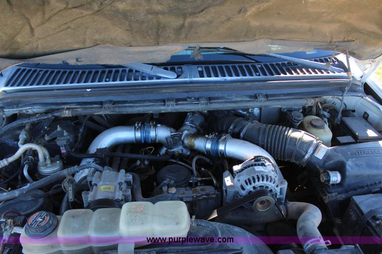 image for item J7697 1999 Ford F250 pickup truck