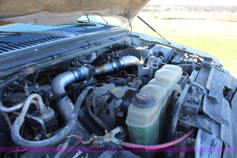 image for item J7697 1999 Ford F250 pickup truck