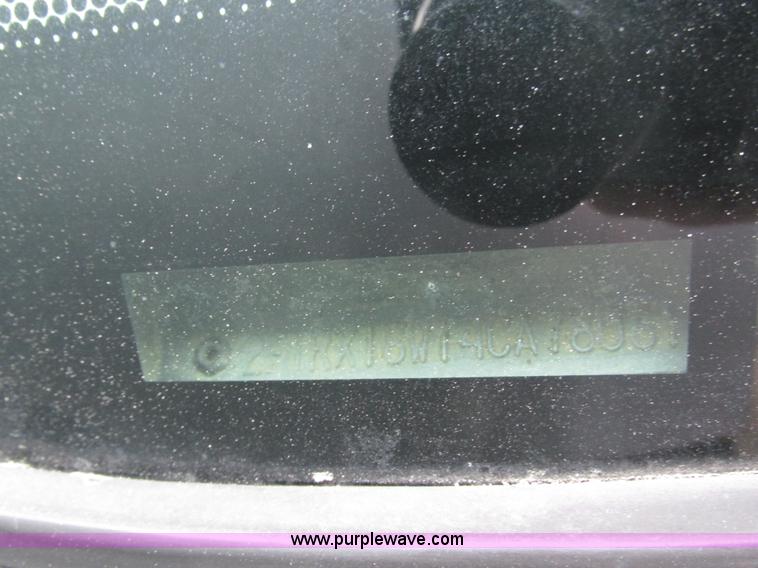 image for item J8770 2004 Ford F150 XL SuperCab pickup truck