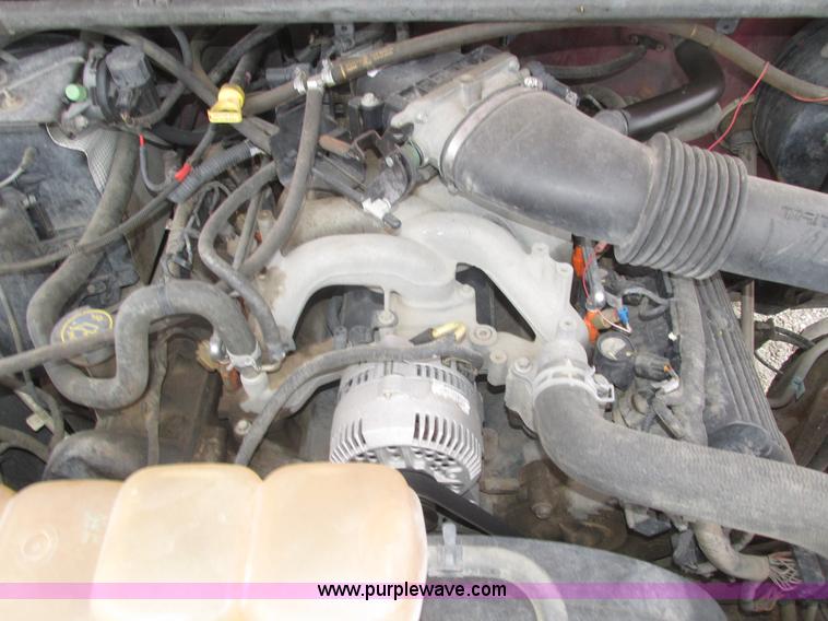 image for item J8772 2004 Ford F250 Super Duty XLT SuperCab pickup truck