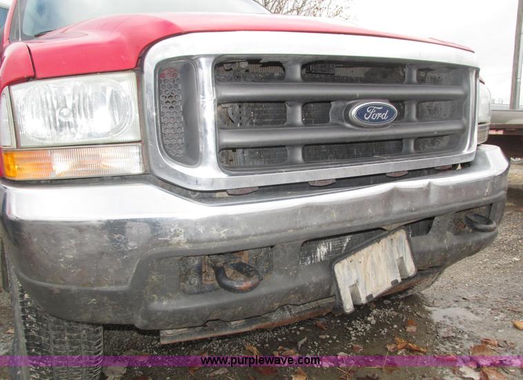 image for item J8772 2004 Ford F250 Super Duty XLT SuperCab pickup truck