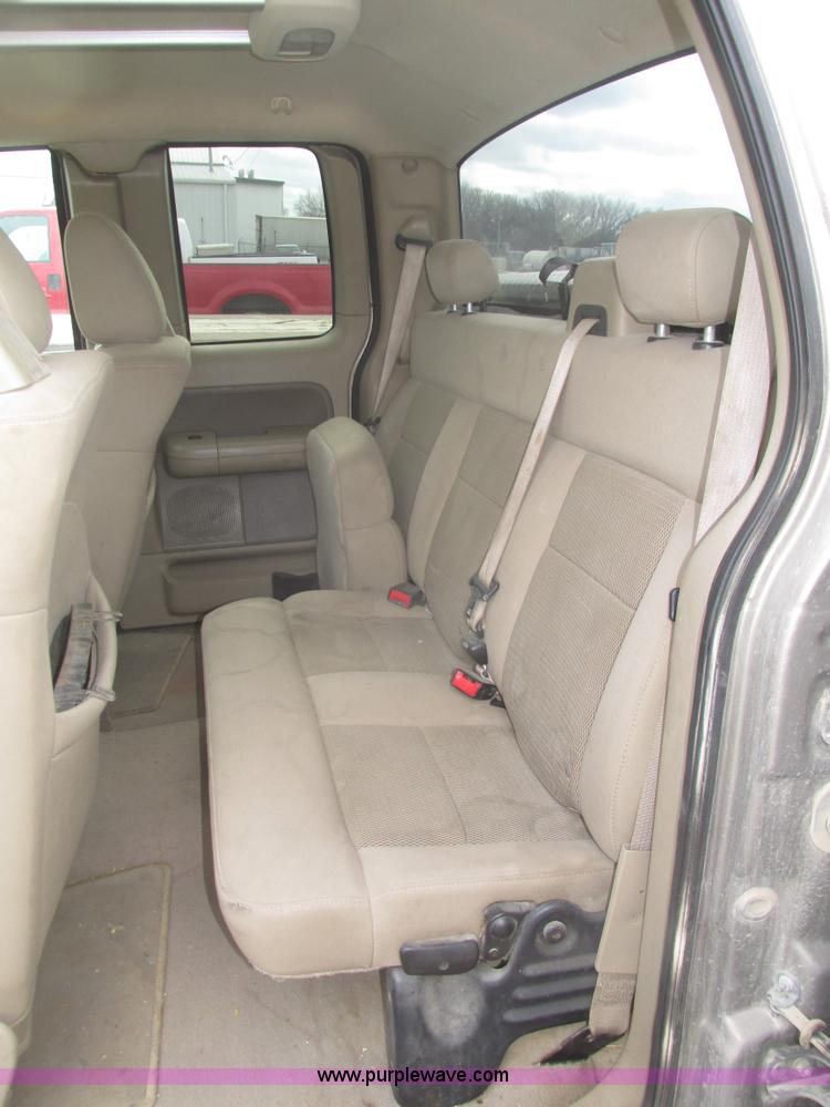 image for item J8773 2004 Ford F150 XLT SuperCab pickup truck