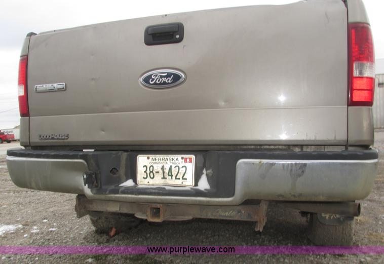 image for item J8773 2004 Ford F150 XLT SuperCab pickup truck