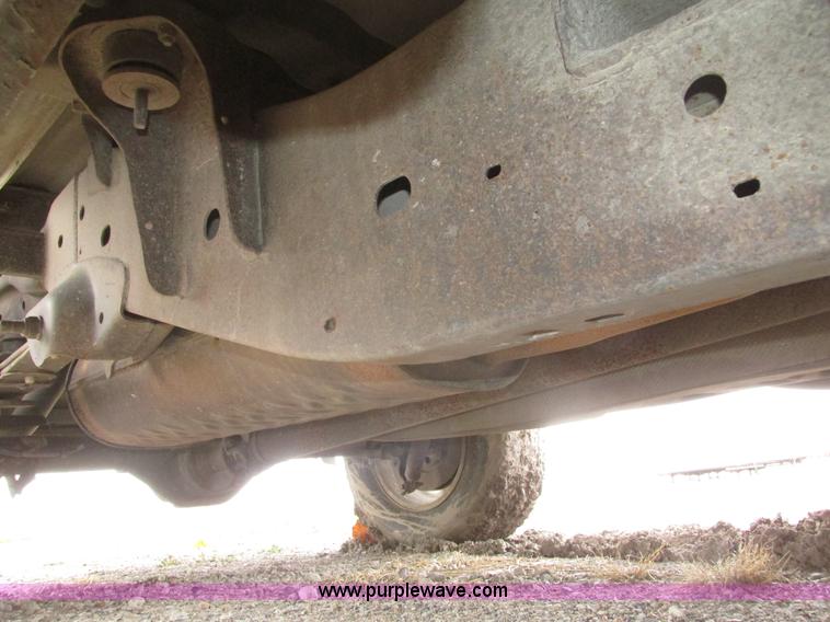 image for item J8773 2004 Ford F150 XLT SuperCab pickup truck