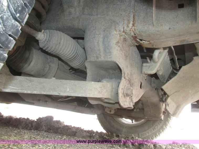 image for item J8773 2004 Ford F150 XLT SuperCab pickup truck