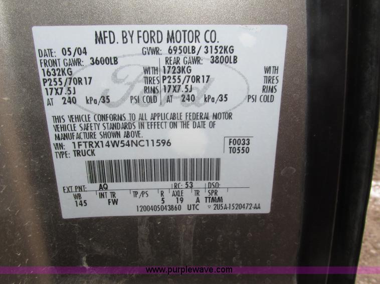 image for item J8773 2004 Ford F150 XLT SuperCab pickup truck