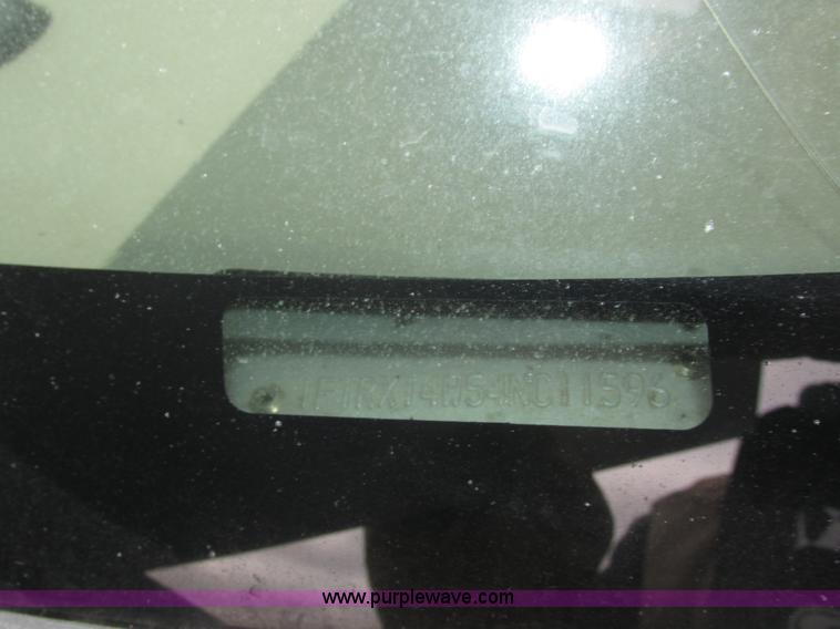 image for item J8773 2004 Ford F150 XLT SuperCab pickup truck