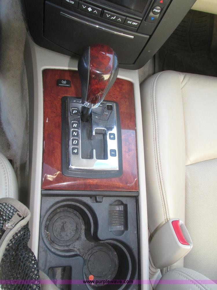 image for item J8779 2004 Cadillac SRX SUV