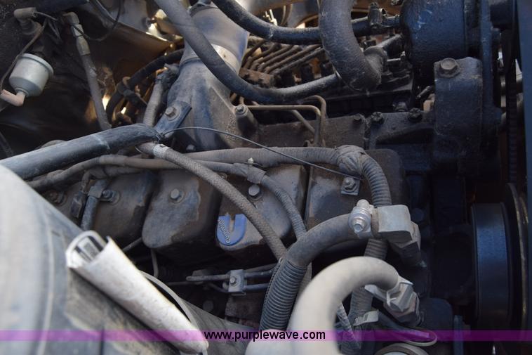 image for item L1005 1998 Ford F800 dump truck