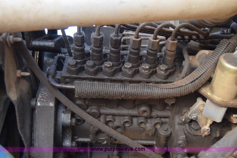 image for item L1005 1998 Ford F800 dump truck