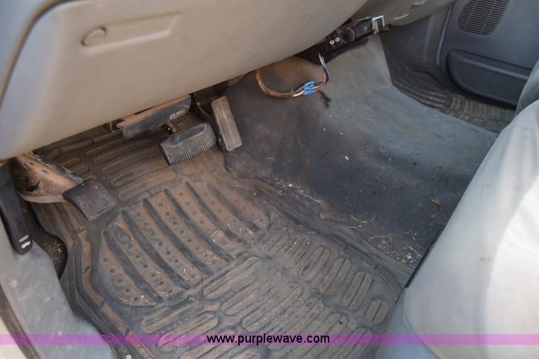 image for item L1007 2003 Ford F250 Super Duty SuperCab utility truck