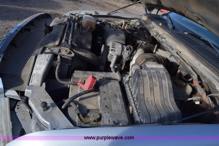 image for item L1007 2003 Ford F250 Super Duty SuperCab utility truck