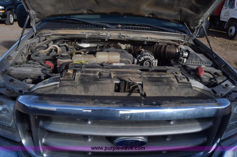 image for item L1007 2003 Ford F250 Super Duty SuperCab utility truck