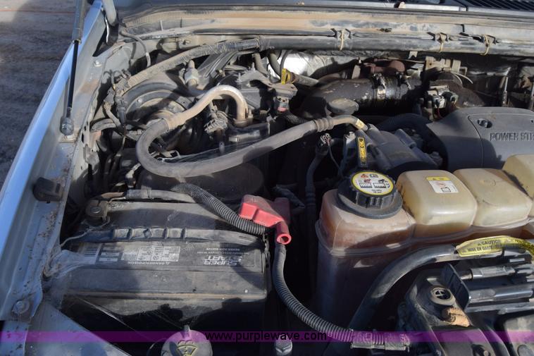 image for item L1007 2003 Ford F250 Super Duty SuperCab utility truck