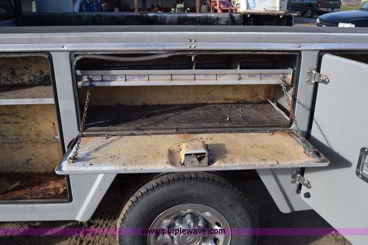 image for item L1007 2003 Ford F250 Super Duty SuperCab utility truck