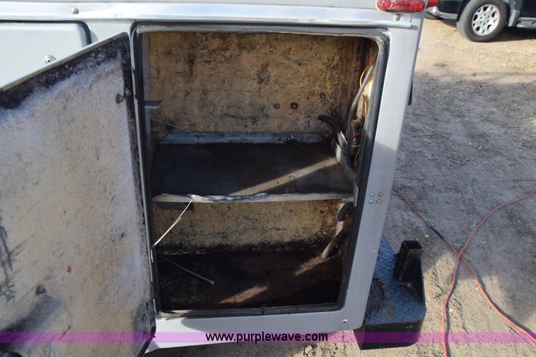 image for item L1007 2003 Ford F250 Super Duty SuperCab utility truck