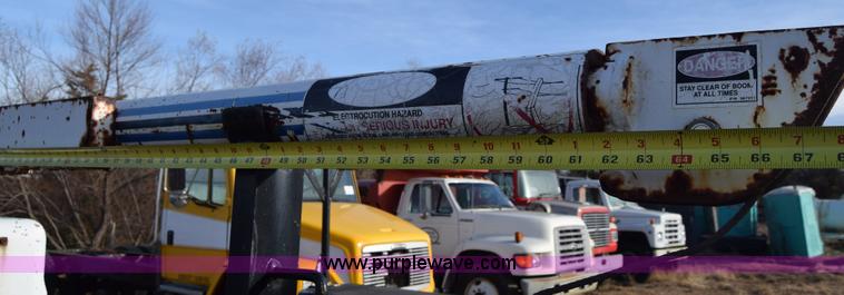 image for item L1007 2003 Ford F250 Super Duty SuperCab utility truck