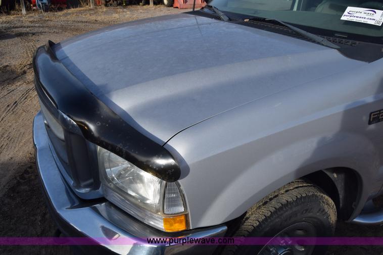 image for item L1007 2003 Ford F250 Super Duty SuperCab utility truck