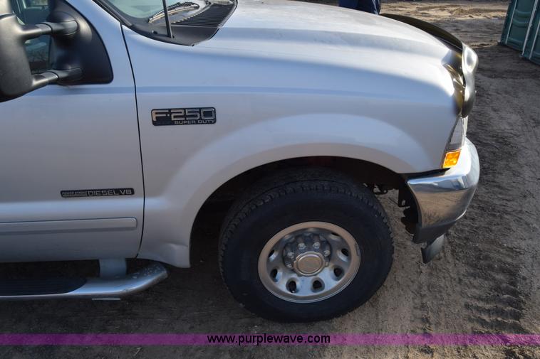 image for item L1007 2003 Ford F250 Super Duty SuperCab utility truck