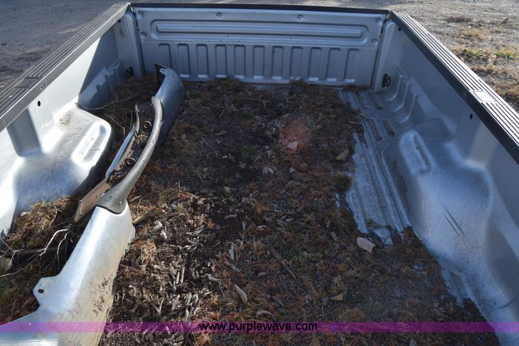 image for item L1007 2003 Ford F250 Super Duty SuperCab utility truck