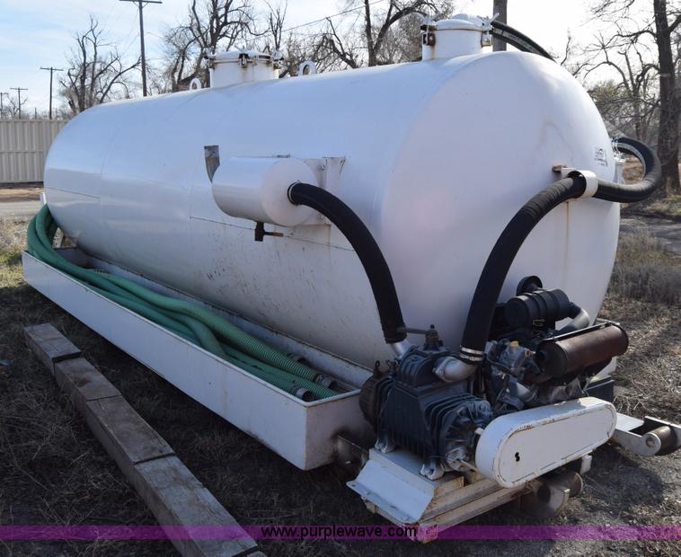 image for item L1010 Vacuum tank