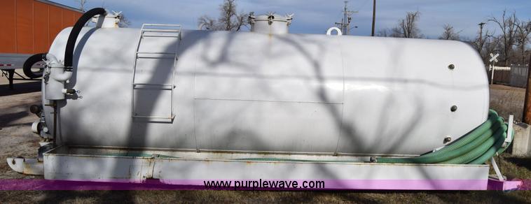 image for item L1010 Vacuum tank