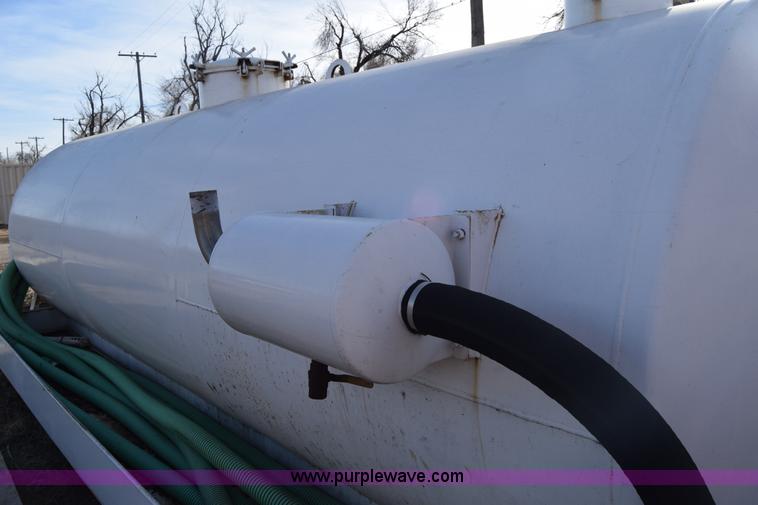 image for item L1010 Vacuum tank