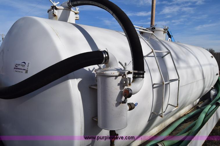 image for item L1010 Vacuum tank