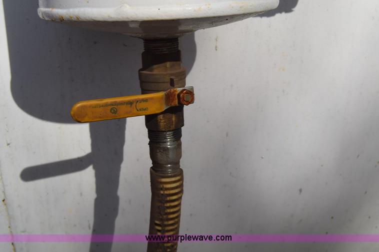 image for item L1010 Vacuum tank