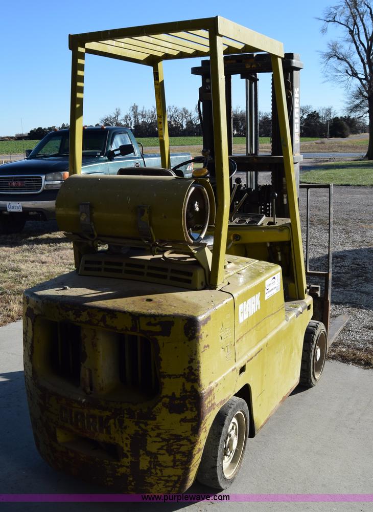 image for item L1019 Clark C500-50 forklift