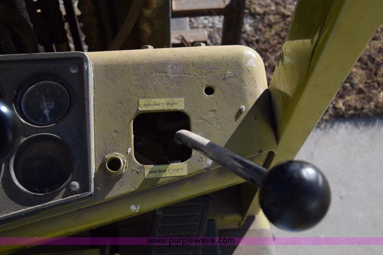 image for item L1019 Clark C500-50 forklift