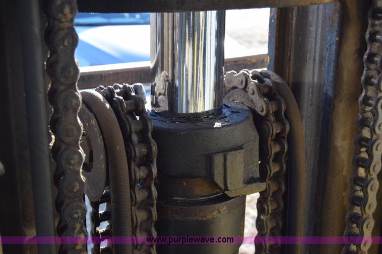 image for item L1019 Clark C500-50 forklift