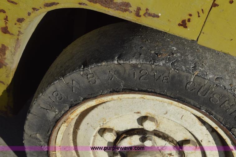 image for item L1019 Clark C500-50 forklift