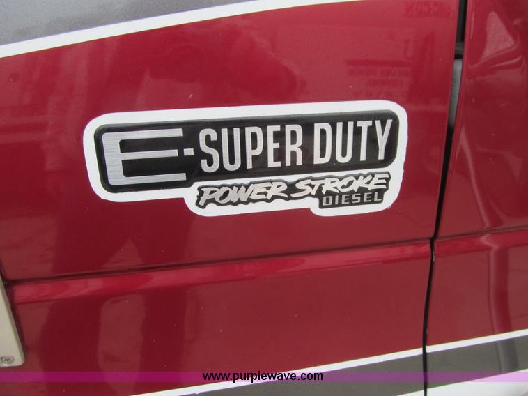 image for item L1975 1998 Ford Econoline E450 ambulance