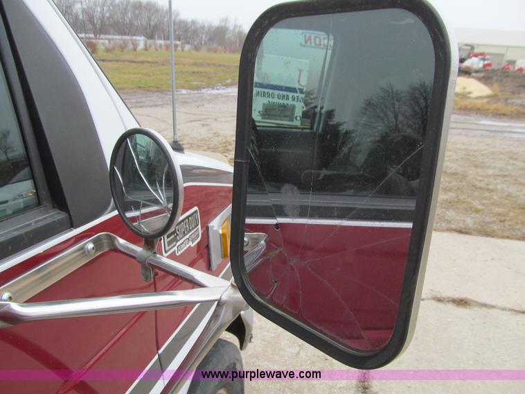 image for item L1975 1998 Ford Econoline E450 ambulance