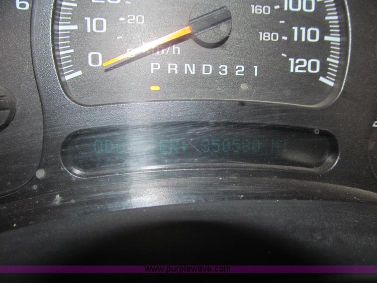 image for item L1980 2007 Chevrolet Silverado 2500HD Ext. Cab pickup truck