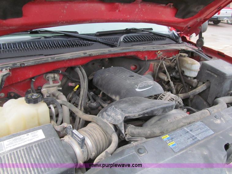 image for item L1980 2007 Chevrolet Silverado 2500HD Ext. Cab pickup truck