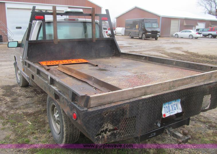 image for item L1982 1998 Chevrolet 2500 flatbed pickup truck