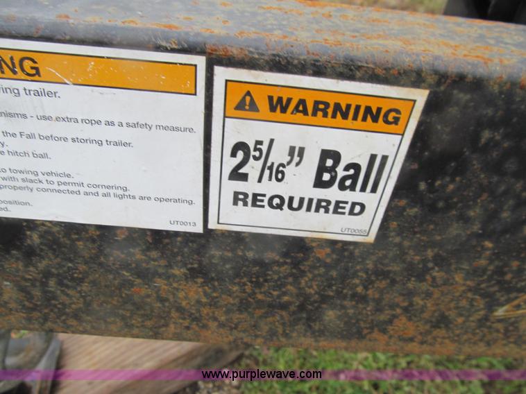 image for item L1984 2012 Atlas AU714TA2 enclosed cargo trailer