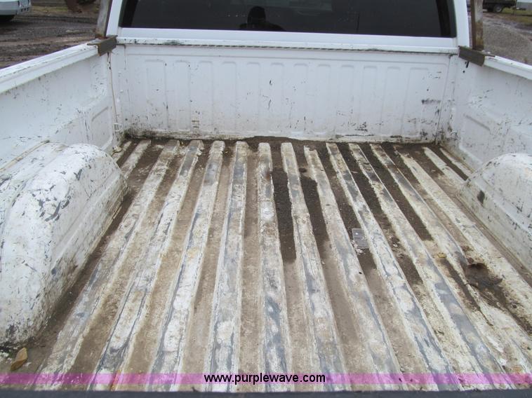 image for item L1987 2007 Chevrolet Silverado 2500HD Ext. Cab pickup truck