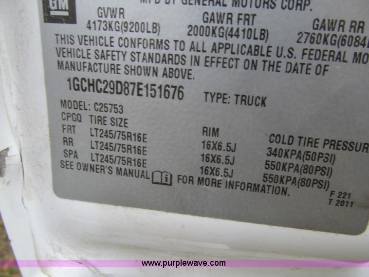 image for item L1987 2007 Chevrolet Silverado 2500HD Ext. Cab pickup truck