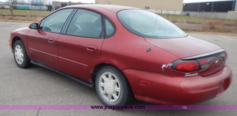 image for item L3592 1998 Ford Taurus LX