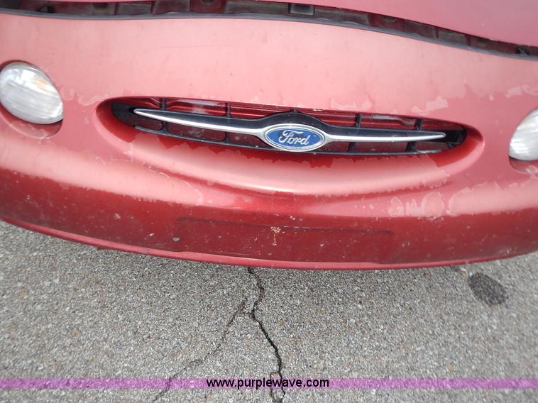 image for item L3592 1998 Ford Taurus LX