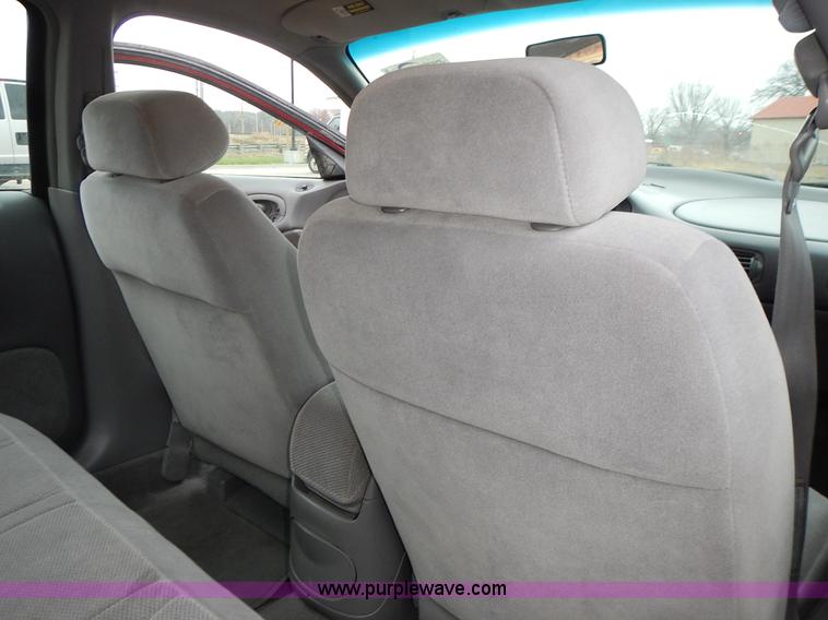 image for item L3592 1998 Ford Taurus LX