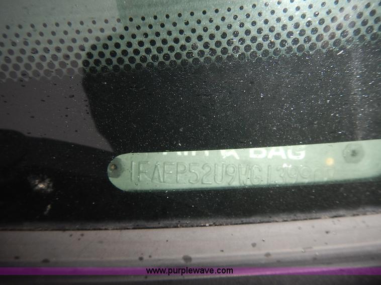 image for item L3592 1998 Ford Taurus LX