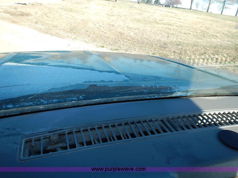 image for item L3608 1993 Chevrolet Silverado 2500 Ext. Cab pickup truck