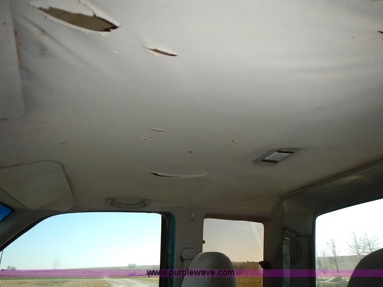 image for item L3608 1993 Chevrolet Silverado 2500 Ext. Cab pickup truck